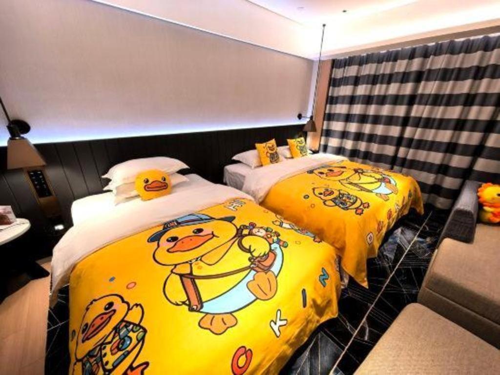 Movie Star Hotel Canton Esterno foto